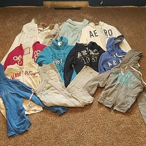 Aeropostale Lot  11 hoodies 2 pants!